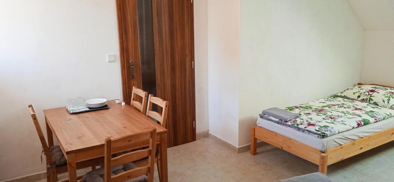 Ubytování U Tajčů Dolni Berkovice Exterior foto